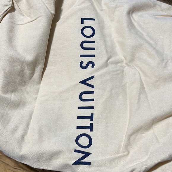 Authentic Louis Vuitton drawstring Dust bag - Picture 2 of 8